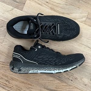 Mens Under Armour HOVR Machina Bluetooth Running Shoe
